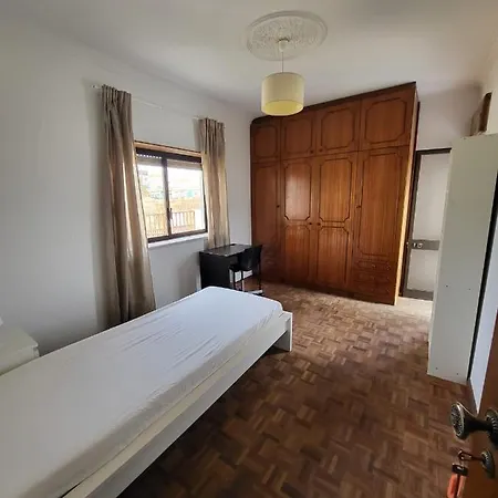 Guest house Margem Sul Caparica